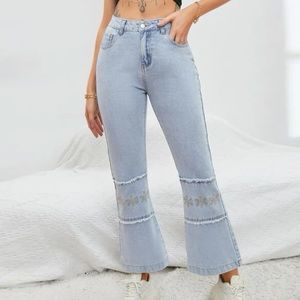 0002.Floral Embroidered Jeans